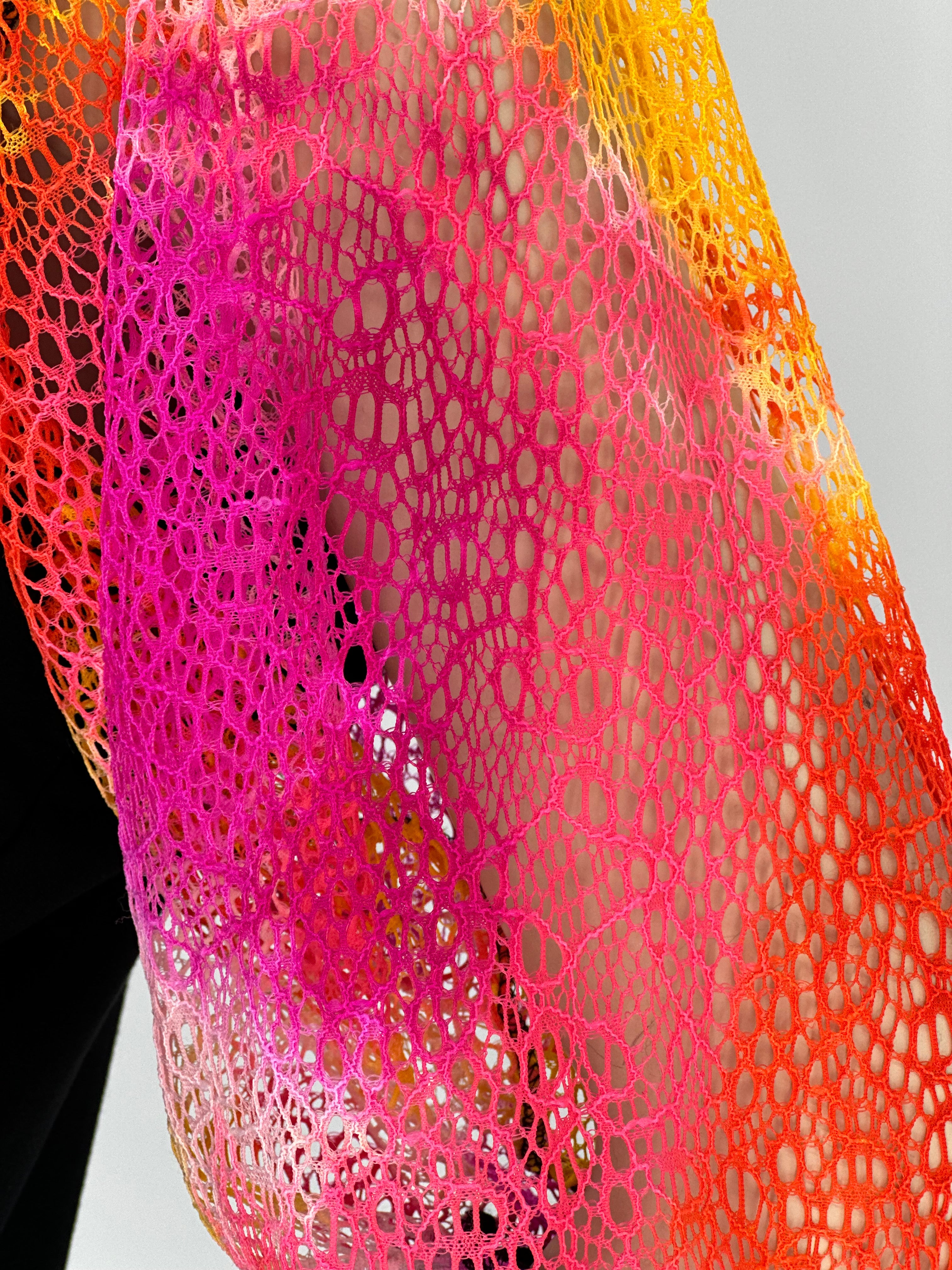 B870 OM Black with Color Sleeve Detail